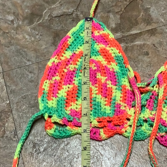 Neon bright crochet bikini top - Picture 5 of 8